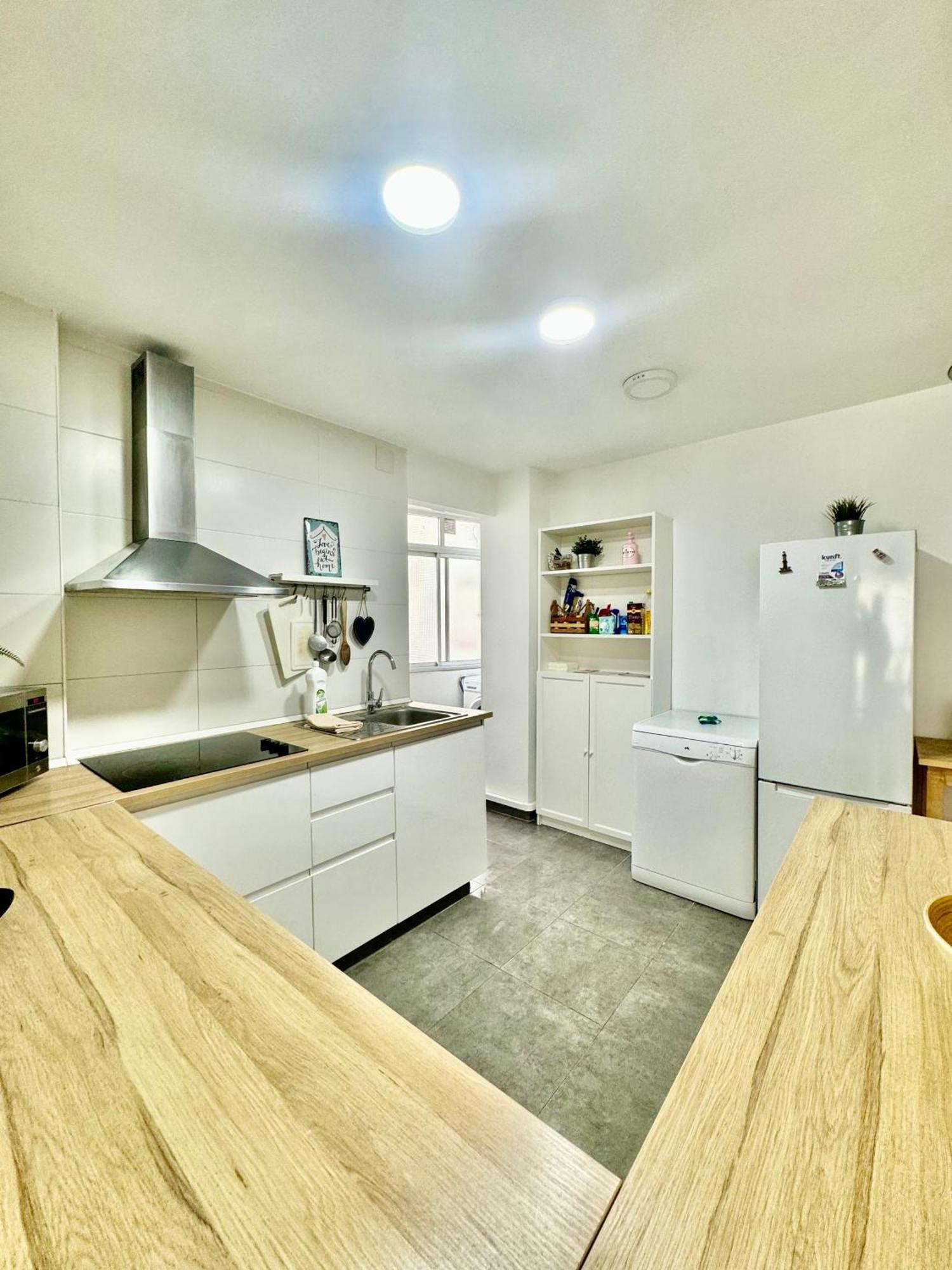 Acogedor Apartamento En มาลากา ภายนอก รูปภาพ